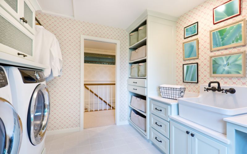 Custom Laundry Cabinets