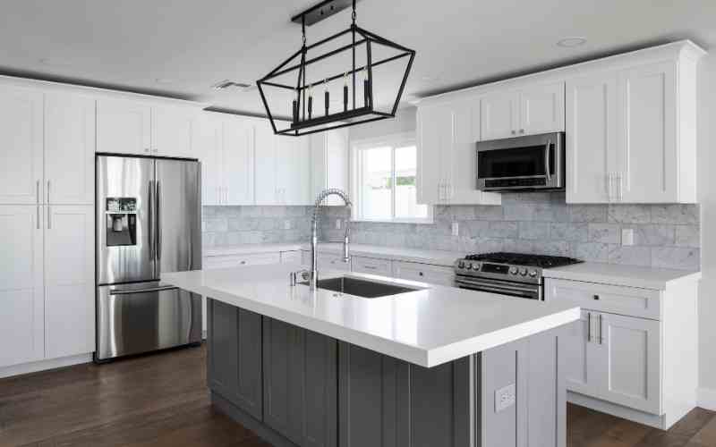 Kitchen Cabinet