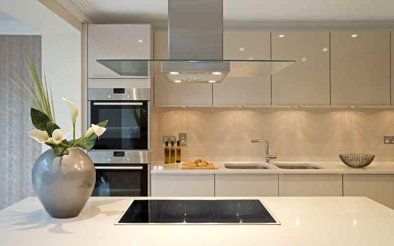 kitchen cabinet